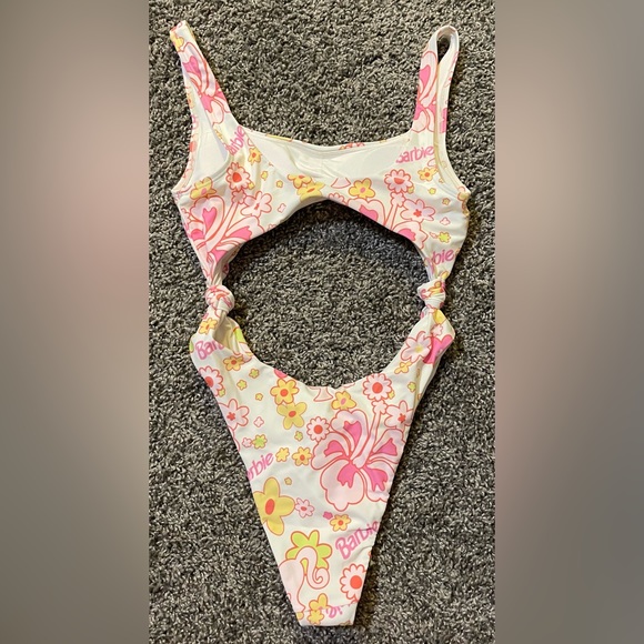 NWT Forever 21 Barbie Monokini One Piece Swimsuit Floral Flowers Size Small - Picture 5 of 14